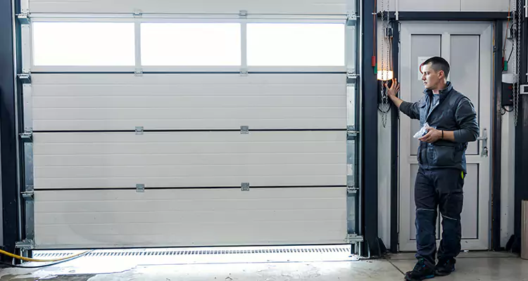 Our Garage Door Repair Services in Pine Hills, FL