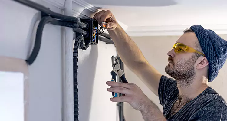 Garage Door Opener Cable Repair in Pine Hills, FL