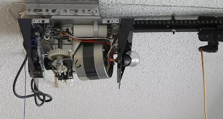 Emergency Garage Door Opener Repair in Pine Hills, FL