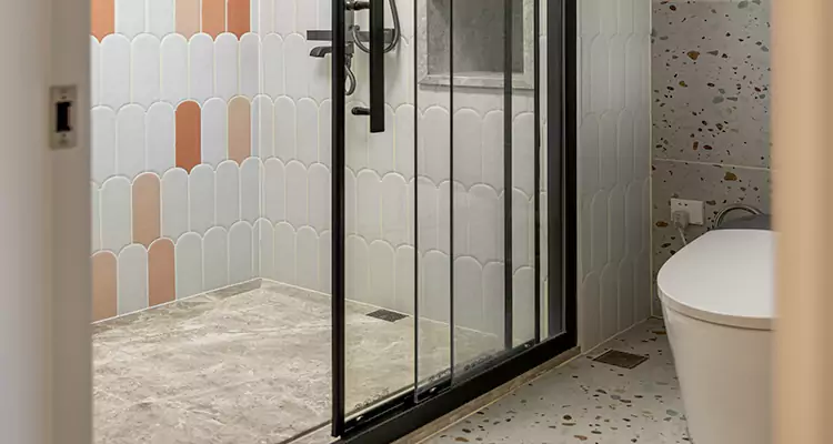 Sliding Shower Door Repair in Pine Hills, FL