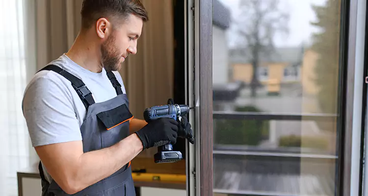 Sliding Screen Door Handle Repair in Pine Hills, FL