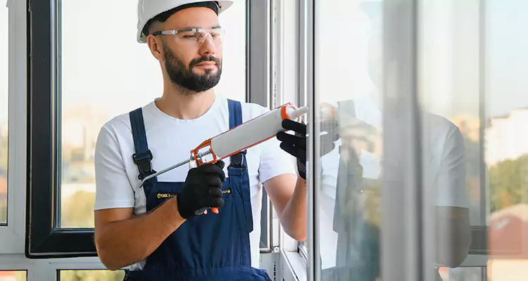 Window Frame Repair in Pine Hills, FL