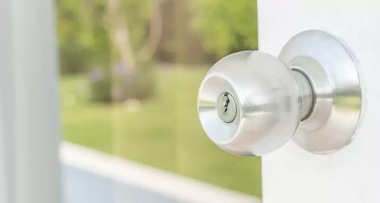 Patio Door Mechanism Jammed in Pine Hills, FL