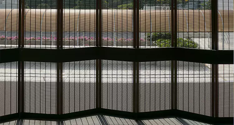 Front Screen Door Repair in Pine Hills, FL